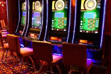 bengkel slot mobile app interface showing live casino tables and sportsbook menu